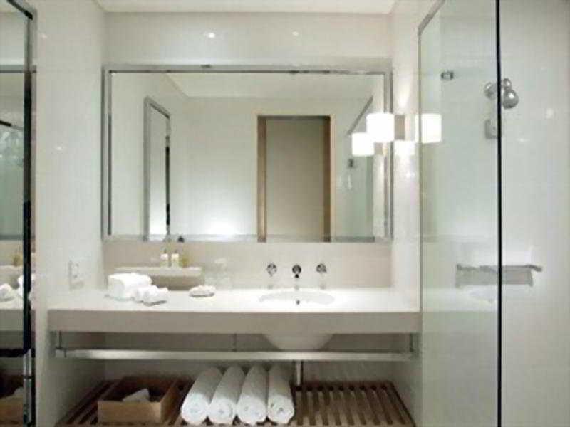 Crown Promenade 4*