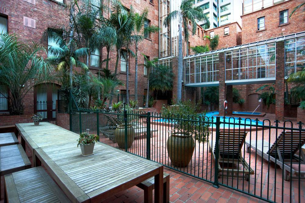 Quest Gordon Place Aparthotel