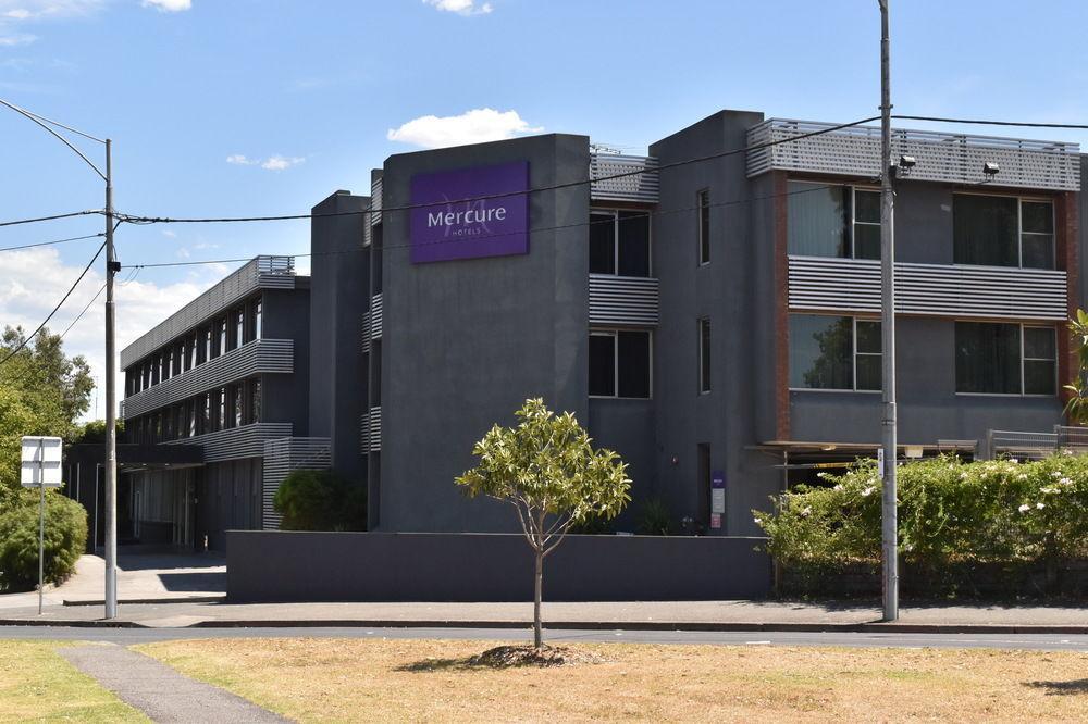 Mercure North Hotel 4*