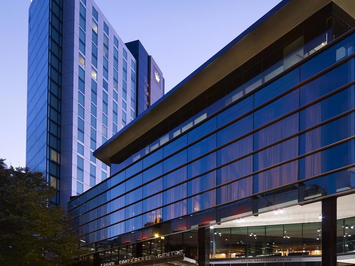Crown Promenade 4*
