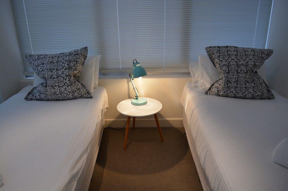 Flinders Lane Superior Apartment