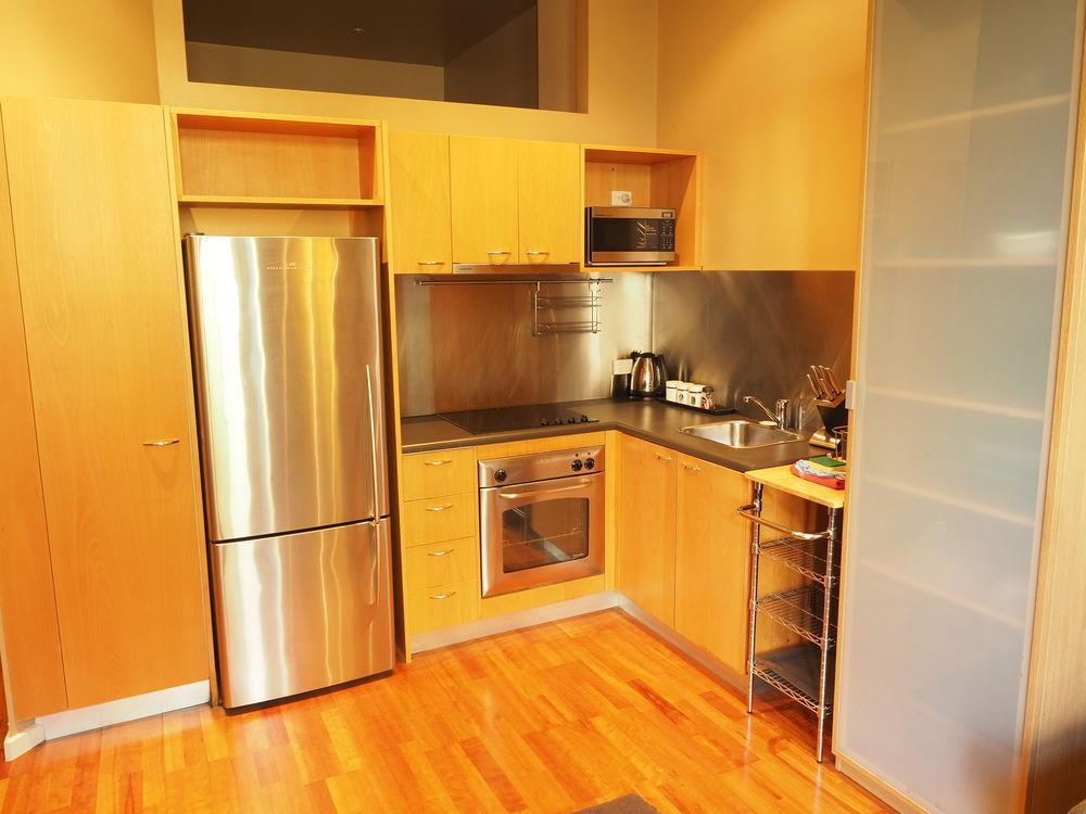 Flinders Lane Superior Apartment