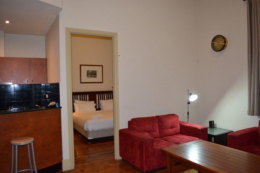Flinders Lane Superior Apartment *