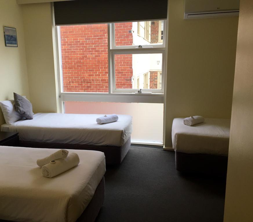 Aparthotel George Powlett 3*