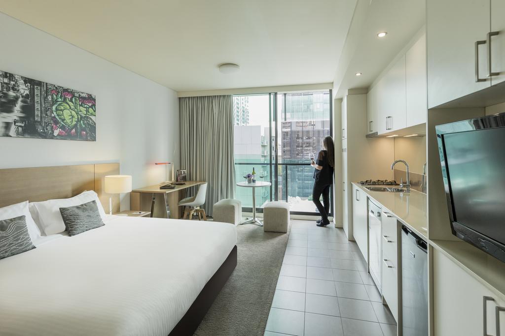 Fraser Place 4*