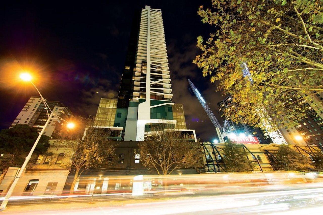 Wrap On Southbank Aparthotel 4*