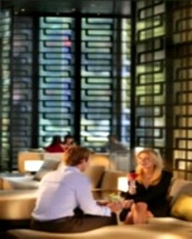 Crown Promenade Hotel 4*
