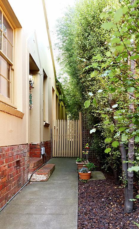 Deco Family House Guest house *