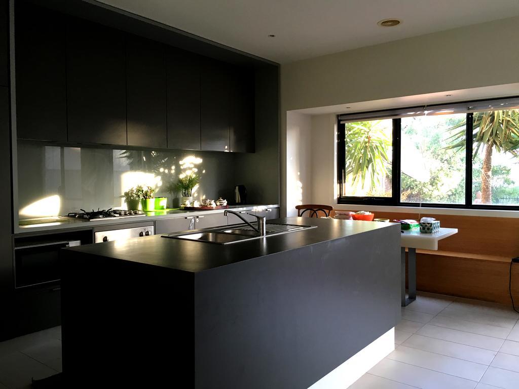 Deluxe Lake View House 20mins Cbd 5* Melbourne