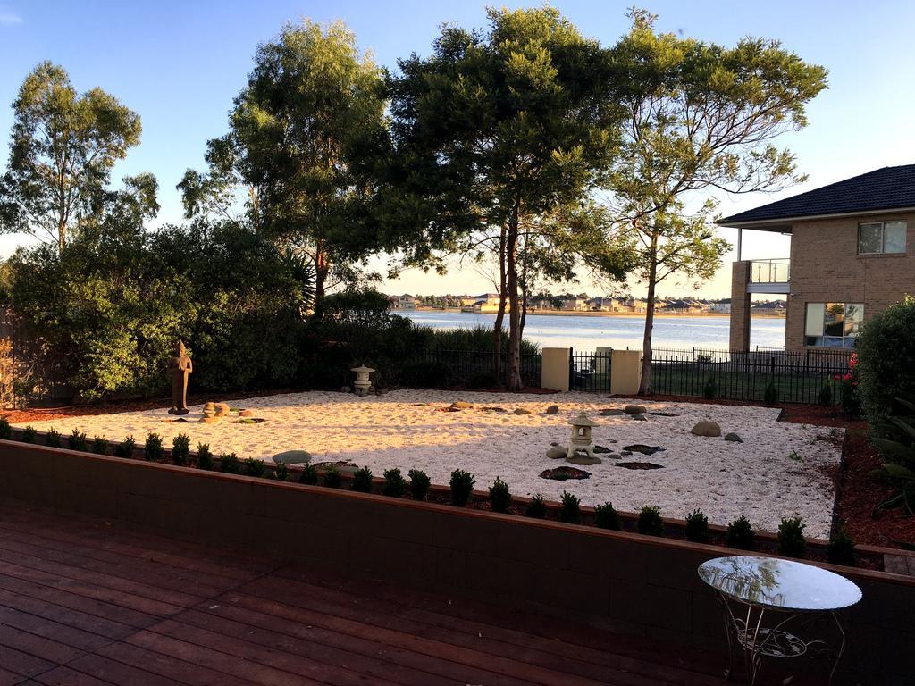 Deluxe Lake View House 20mins Cbd Guest house Melbourne