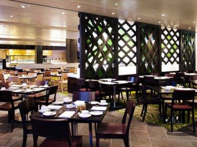 Crown Promenade Hotel