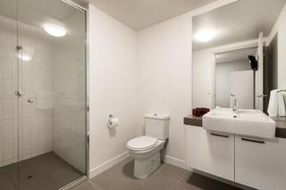 Quest Docklands Aparthotel Melbourne