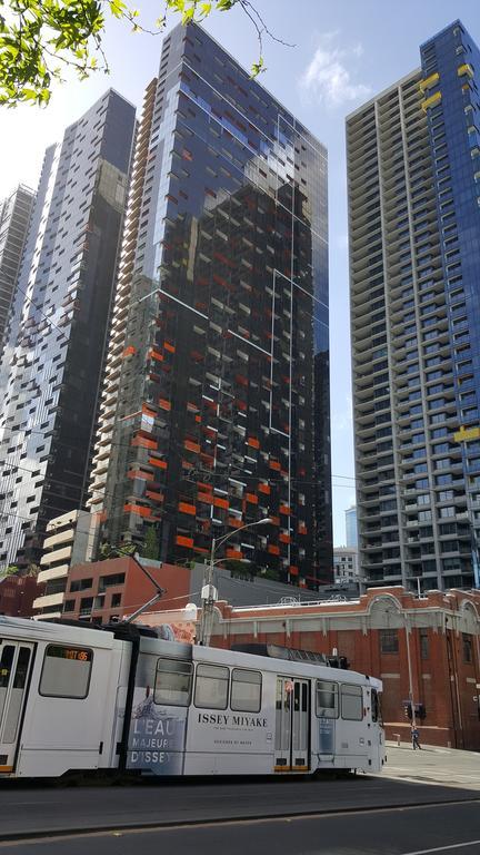 Apartment Uws Madison Melbourne Cbd Apartment Melbourne