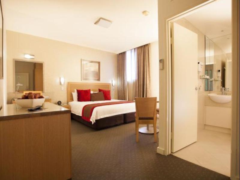 Western Travel 4* Melbourne
