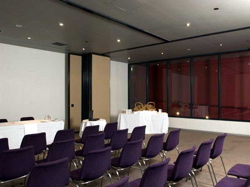 Aparthotel Punthill - Little Bourke 4*