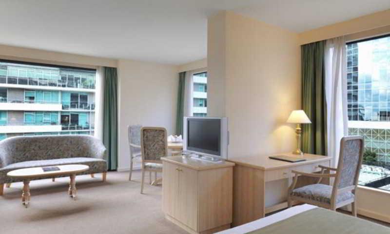 Bayview On The Park Hotel