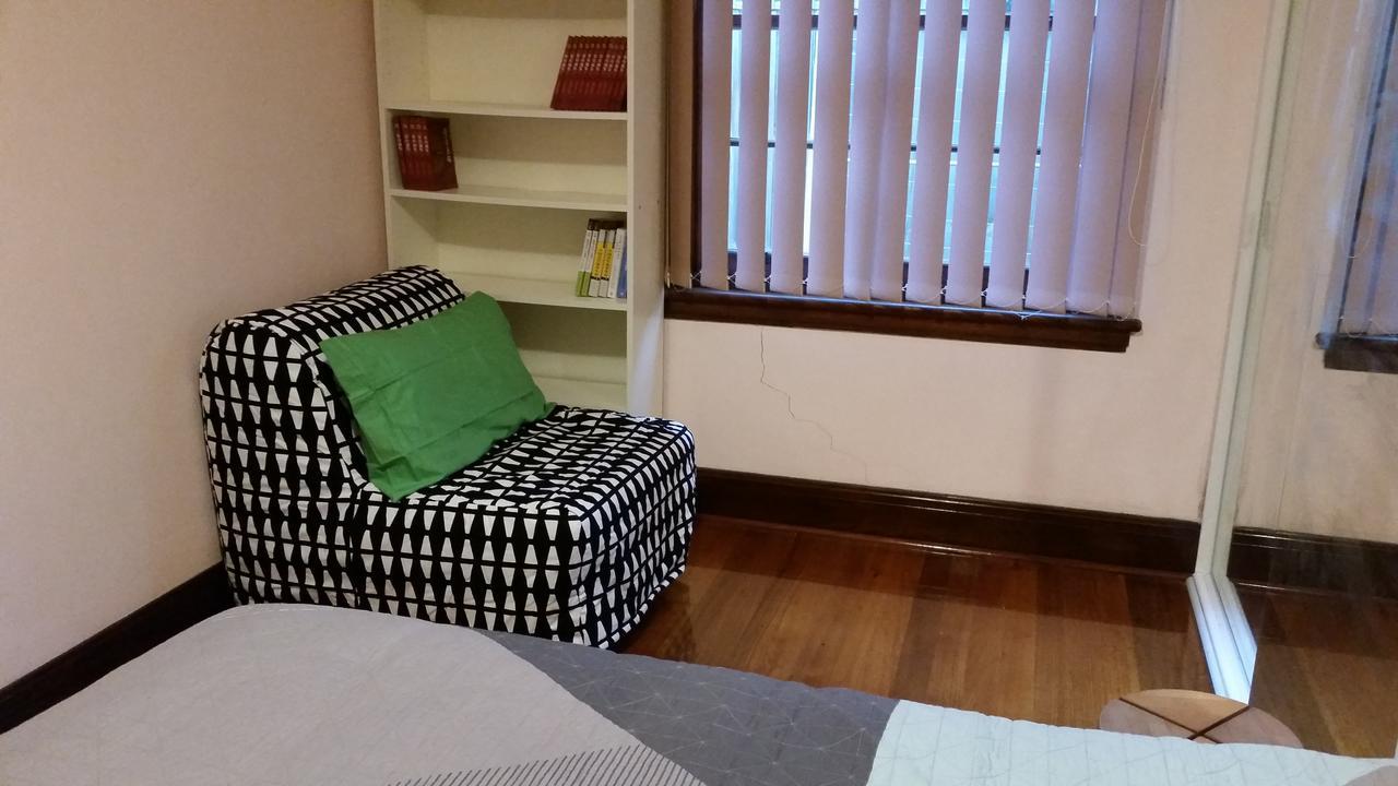 Deco Family House Guest house *