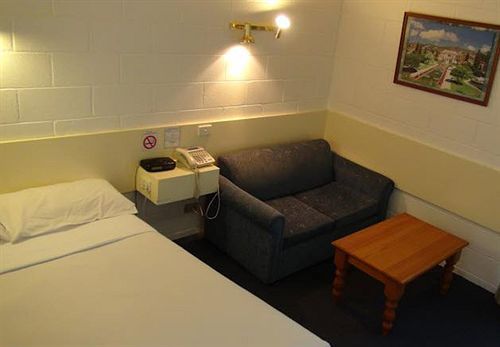 Pathfinder motel Melbourne