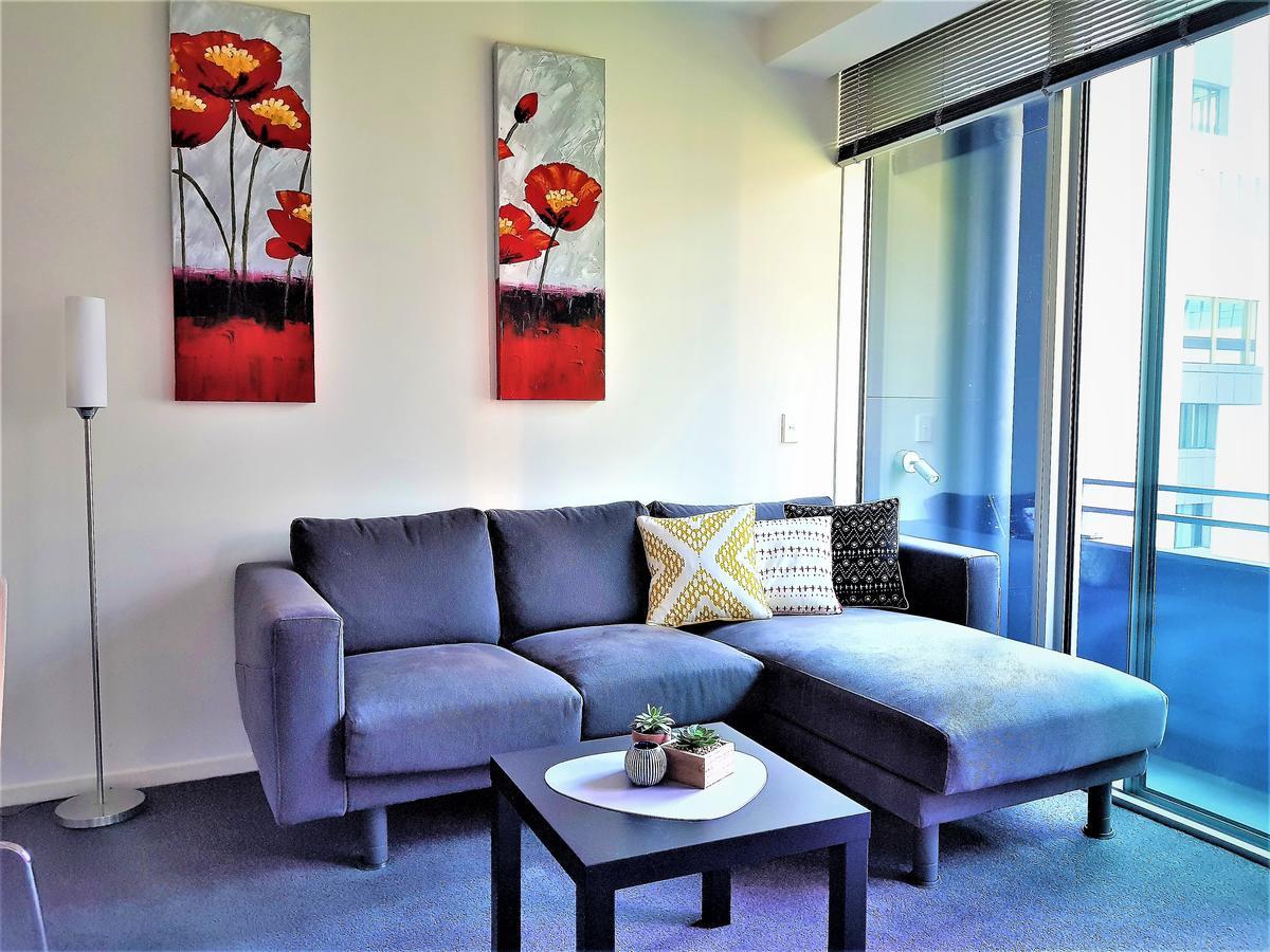 Readyset At Liberty Apartment *