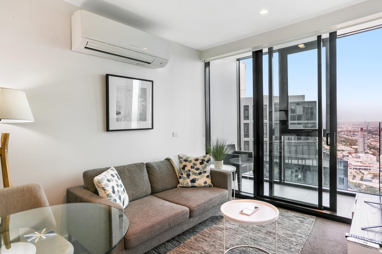 Serviced Apartments Melbourne - Platinum Aparthotel 4*