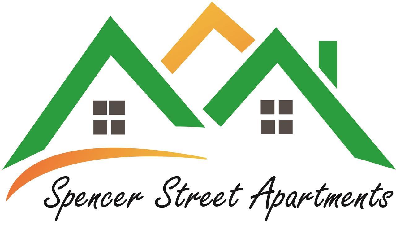 Spencer Street Apartment *