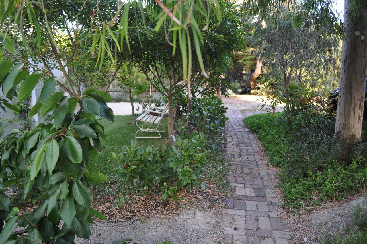 Bed & Breakfast Sailaway House