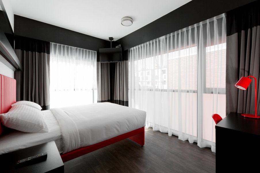 Essence Carlton Hotel