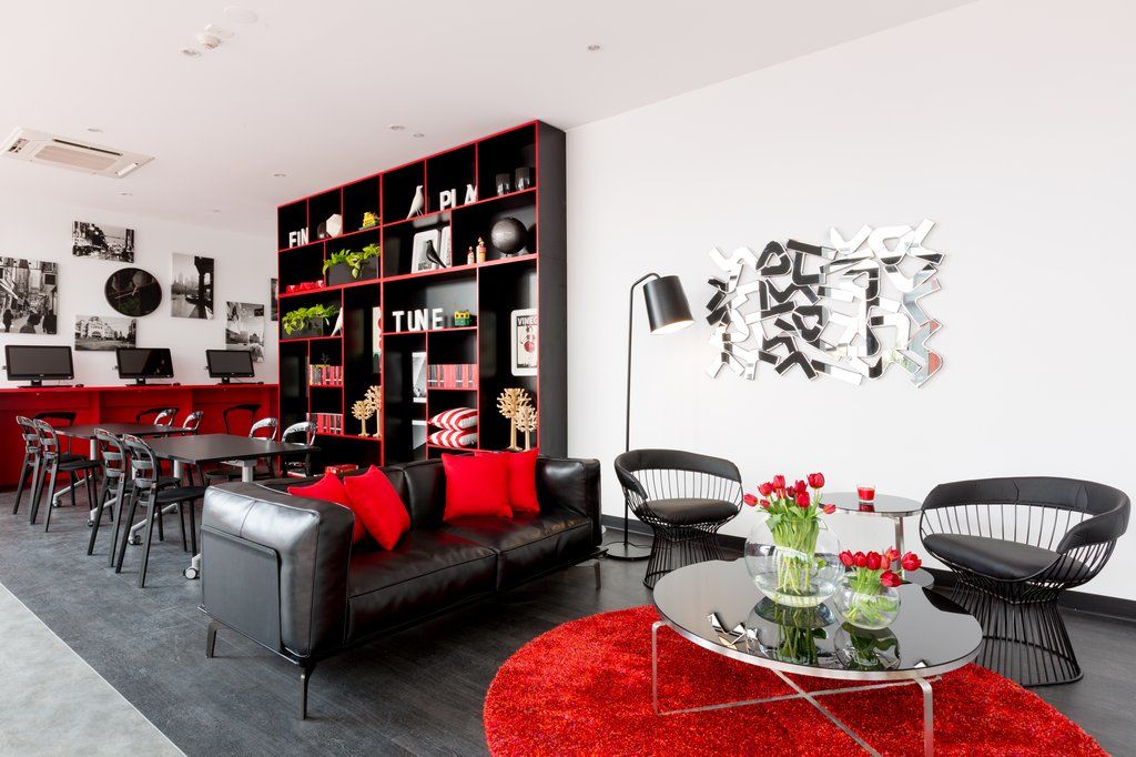 Essence Carlton 3*