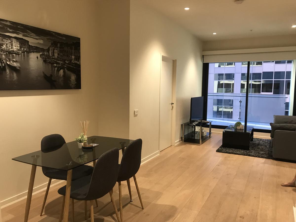 The William Apartment *