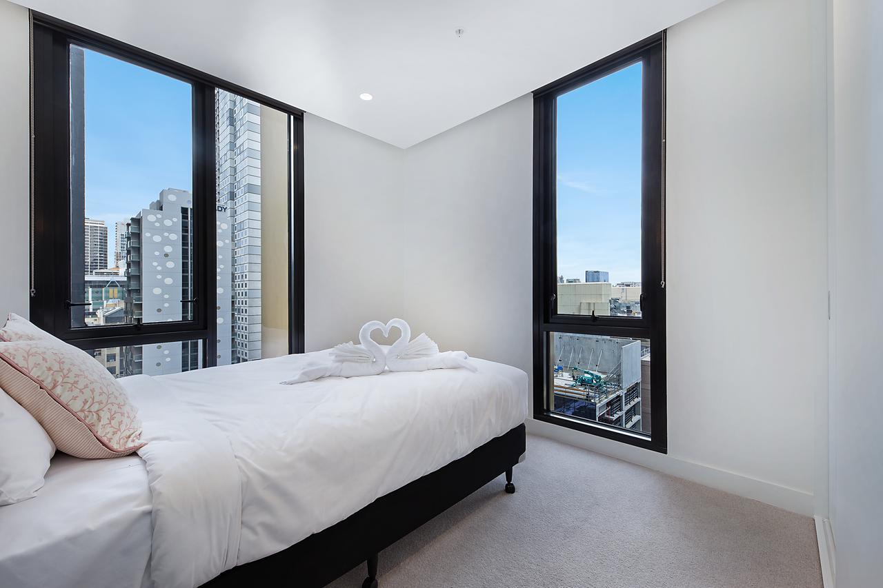 Empire Tower Apartment *