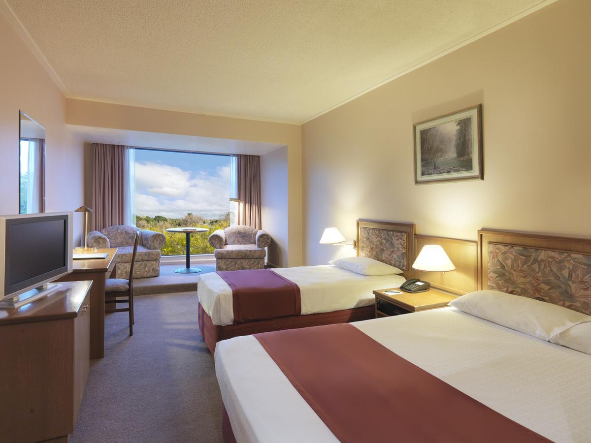 Hotel Bayview On The Park 4*