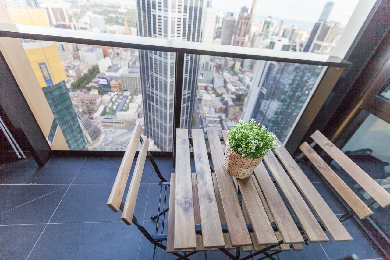 Empire Tower Apartment