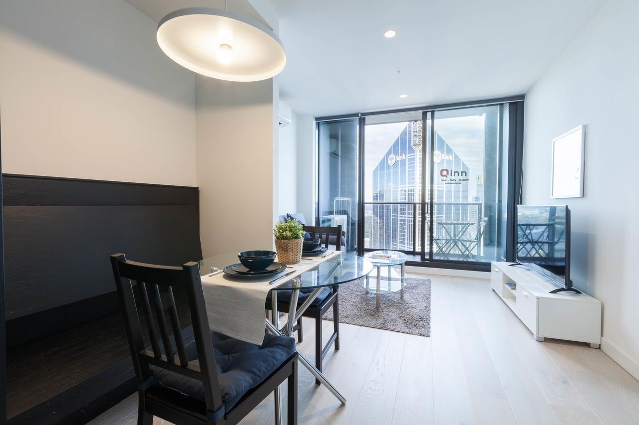 Empire Tower Apartment