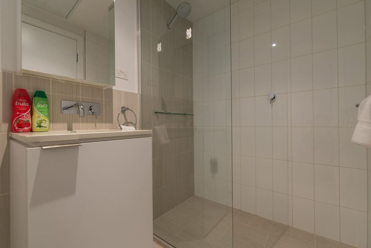 Southbank 2 Bed With View Next To Crown Apartment Melbourne