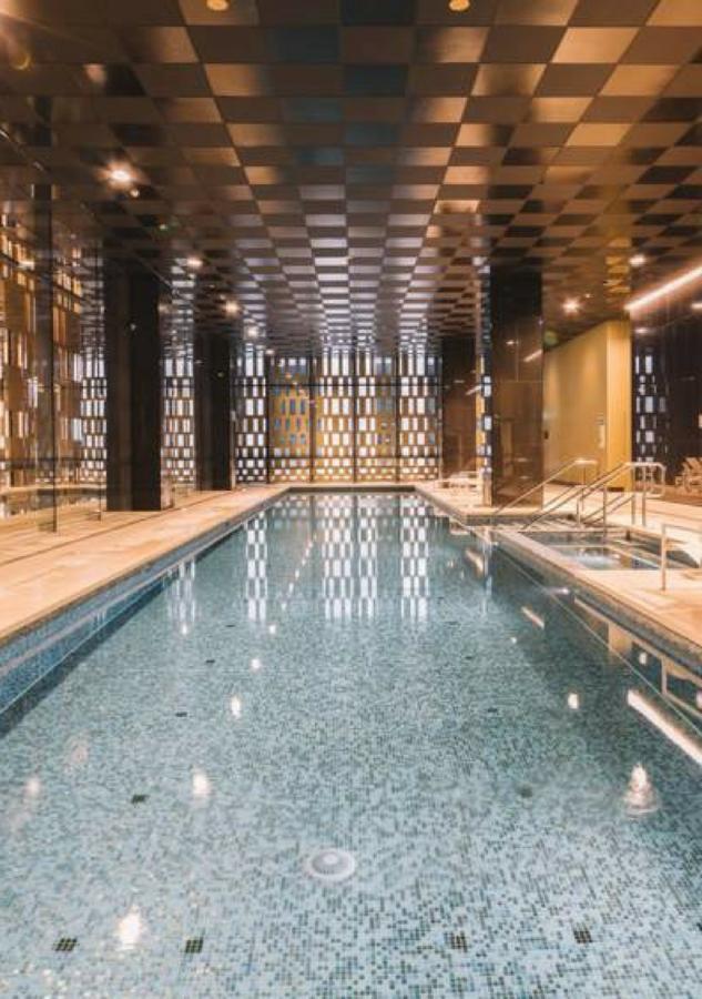 Modern + Pool + Gym Apartment