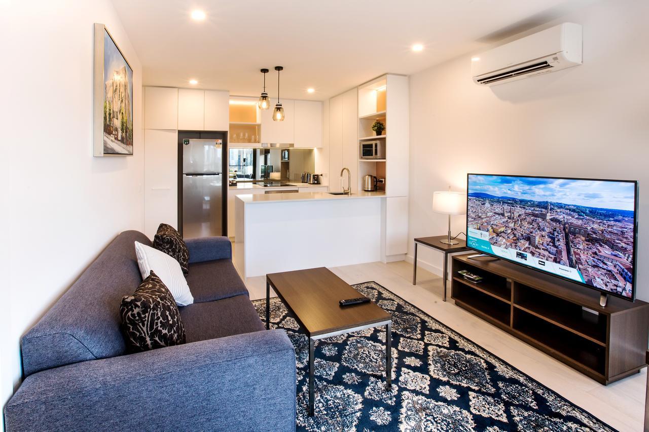 Spencer Street Apartment *