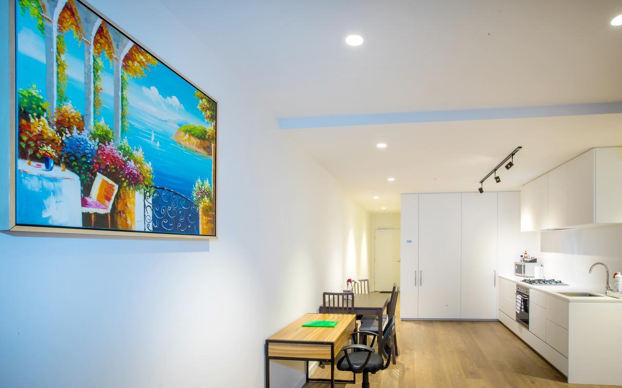 Spencer Street Apartment Melbourne