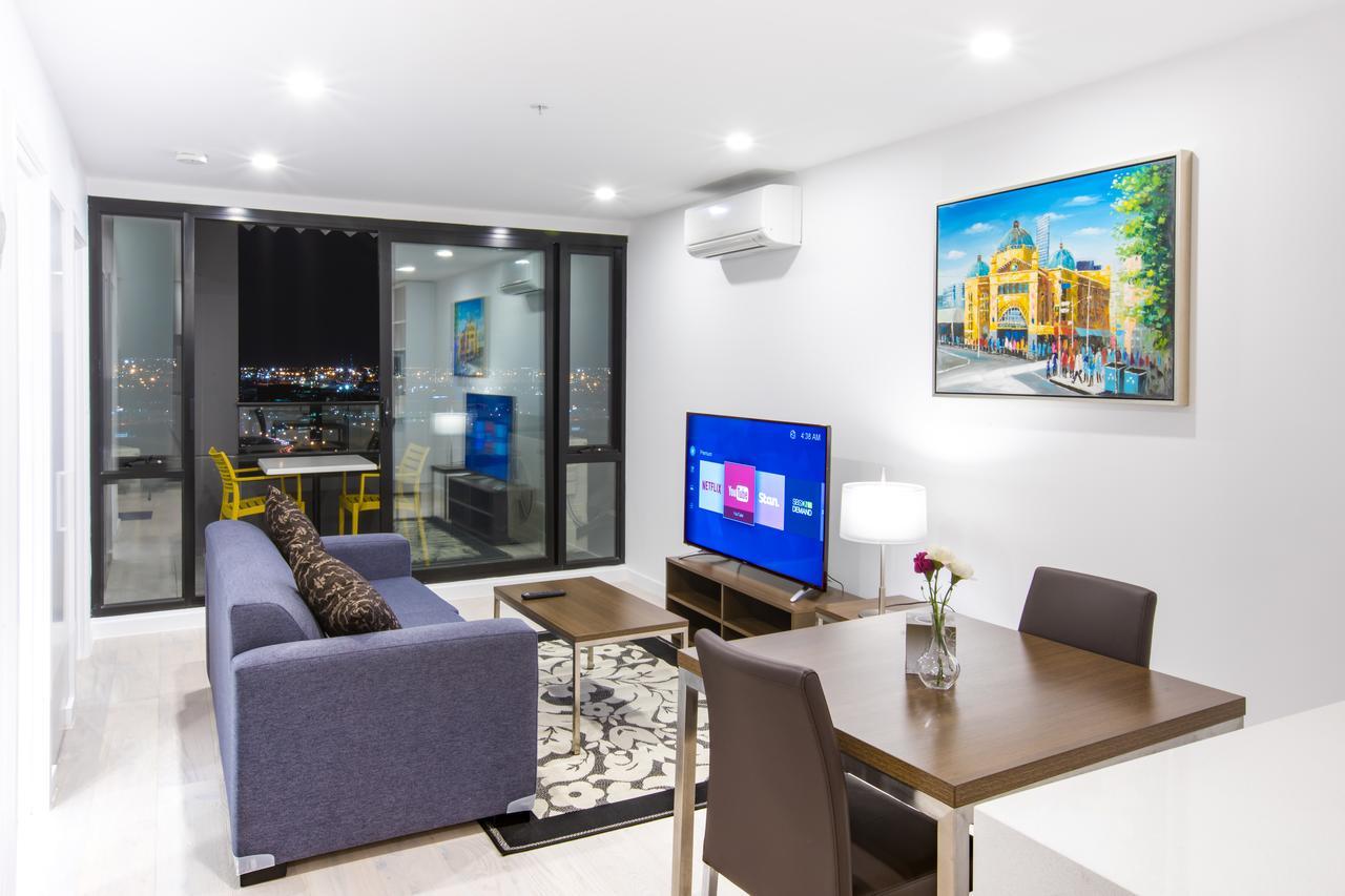 Spencer Street Apartment