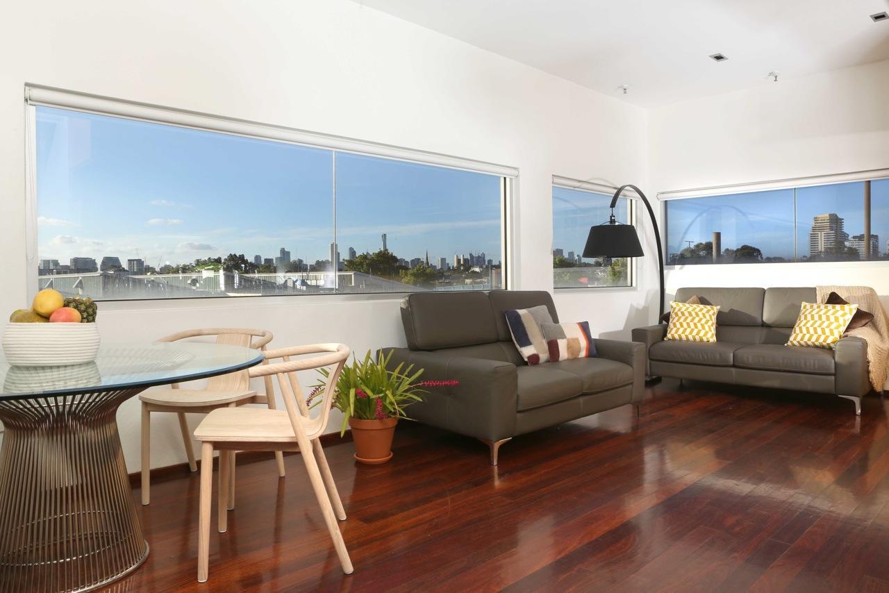 Saint George - The Townhouse *