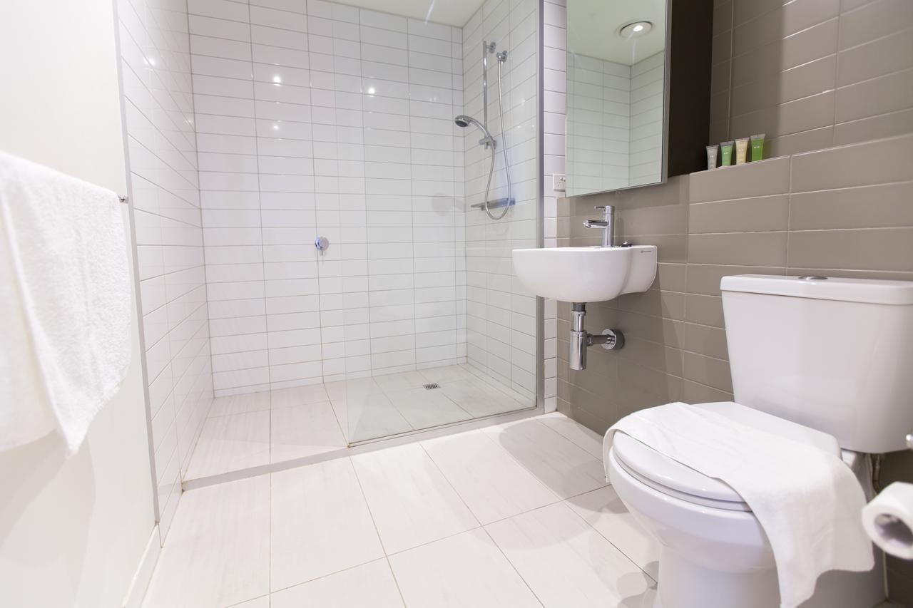 Southern Cross Serviced Aparthotel 4*