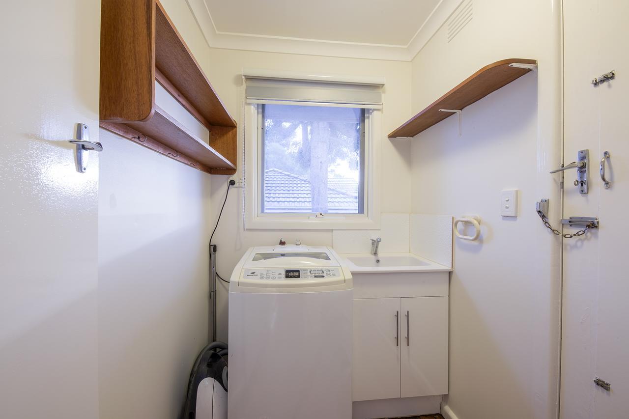 Rent Melbourne