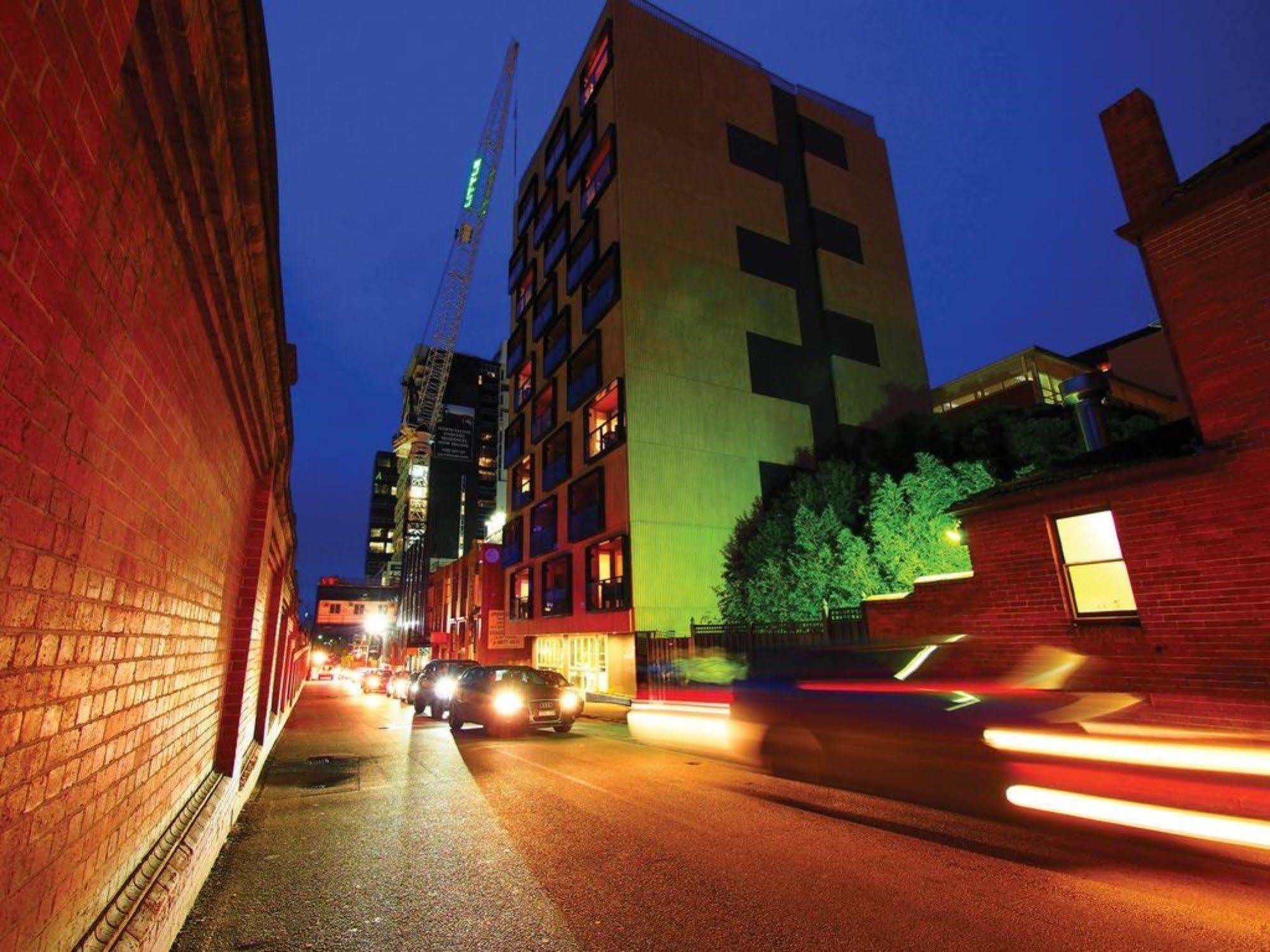 Aparthotel Oaks South Yarra Melbourne