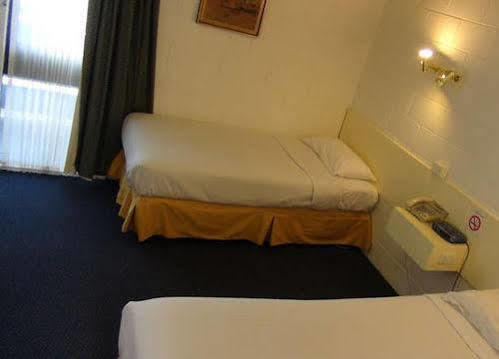 Pathfinder motel