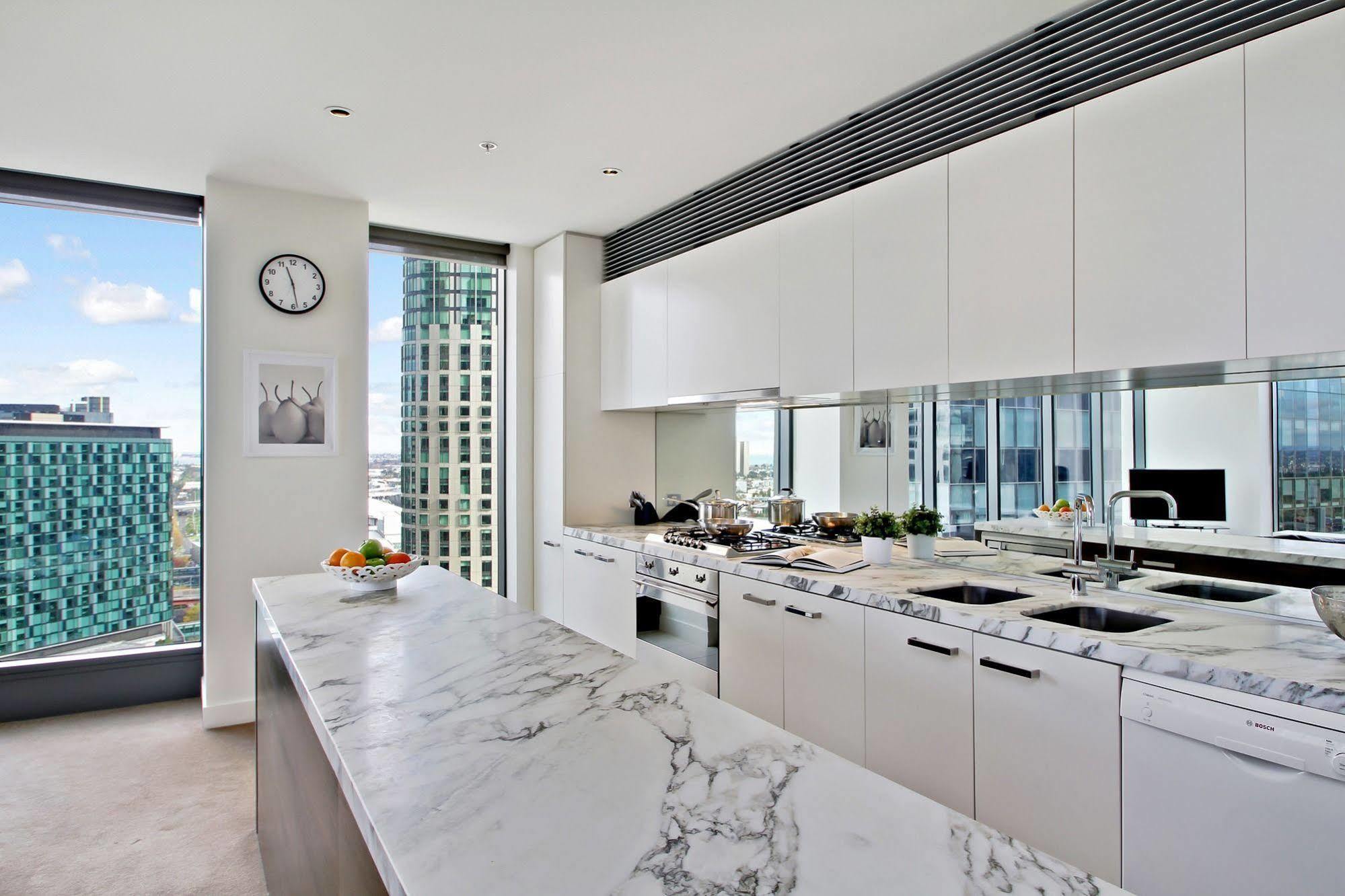 Southbank Freshwater Place Aparthotel 4*