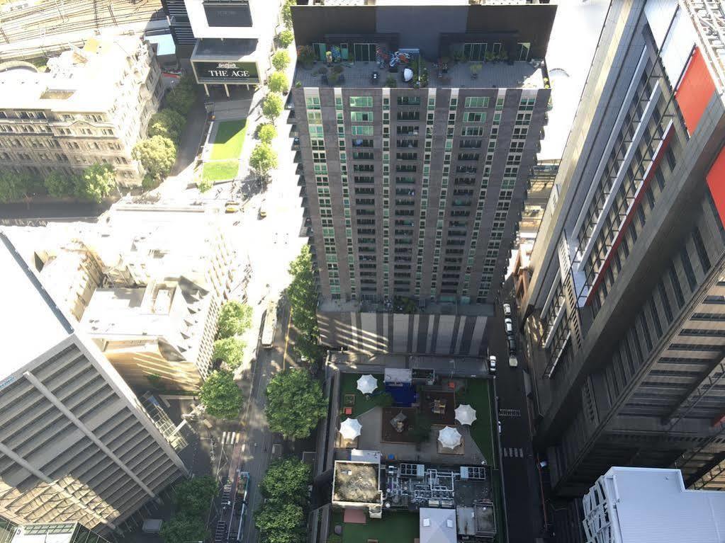 Collins Street Residences By Of 4*