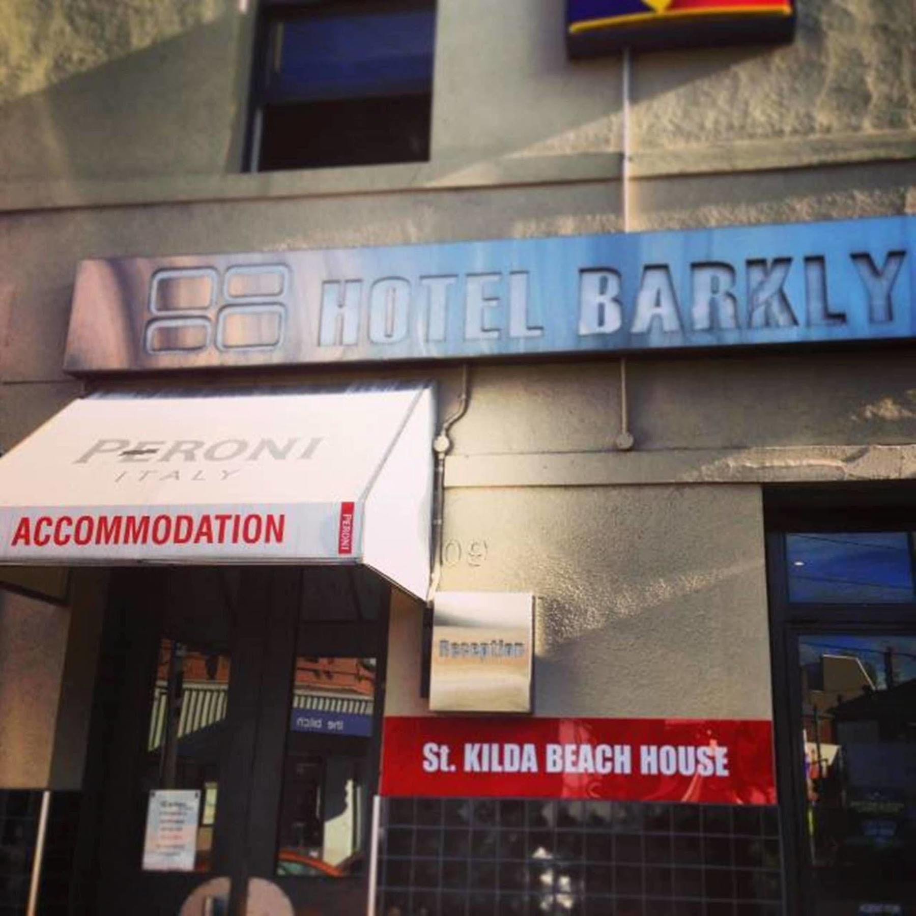 Summer House Hostel *
