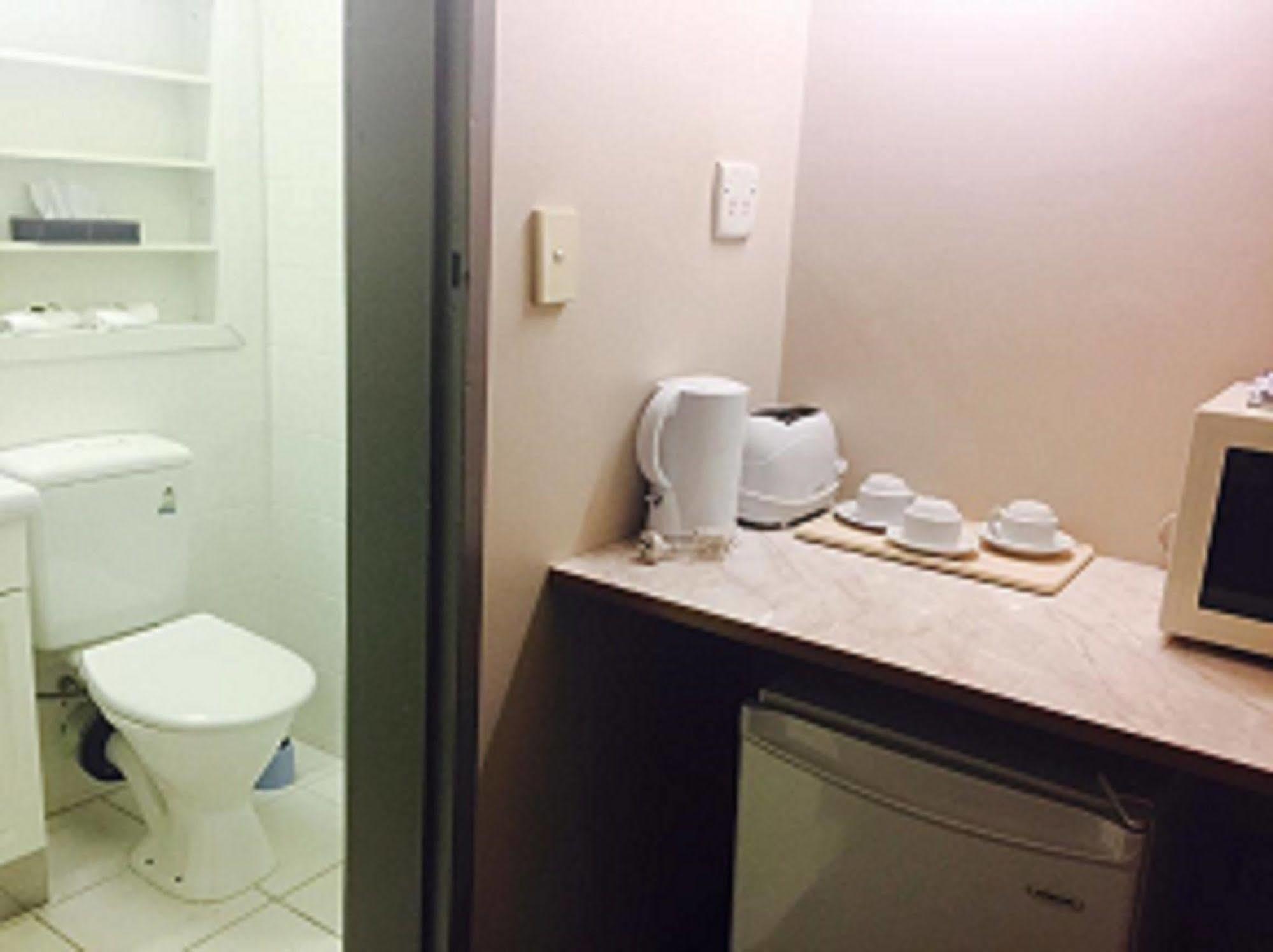 Square Hotel
