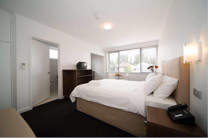 Easystay Studio Aparthotel