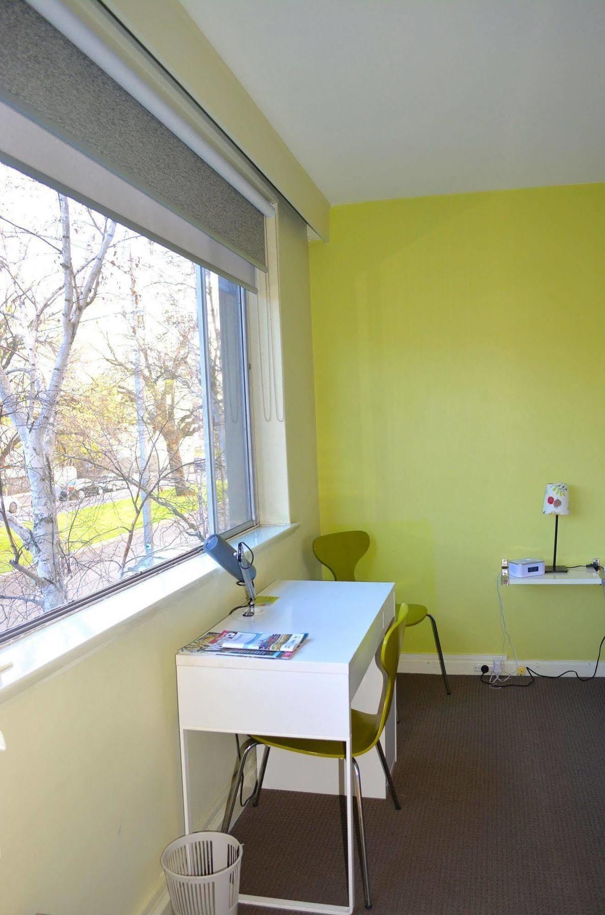 Birches Serviced 3* Melbourne
