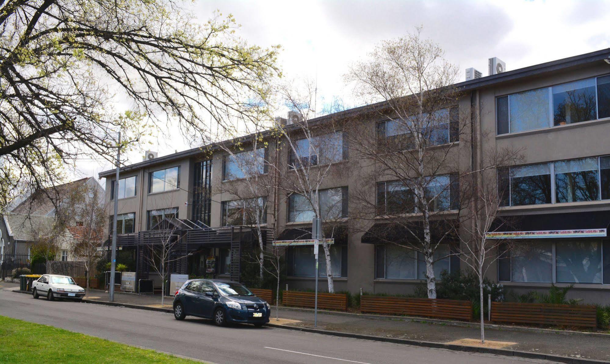 Birches Serviced Aparthotel 3*